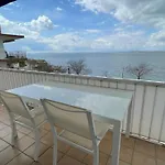 Bonito Apartamento En Roses Con Vistas Al Mar