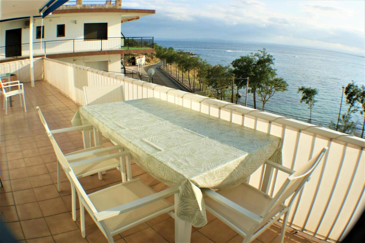 Appartement Bonito Apartamento En Con Vistas Al Mar Roses