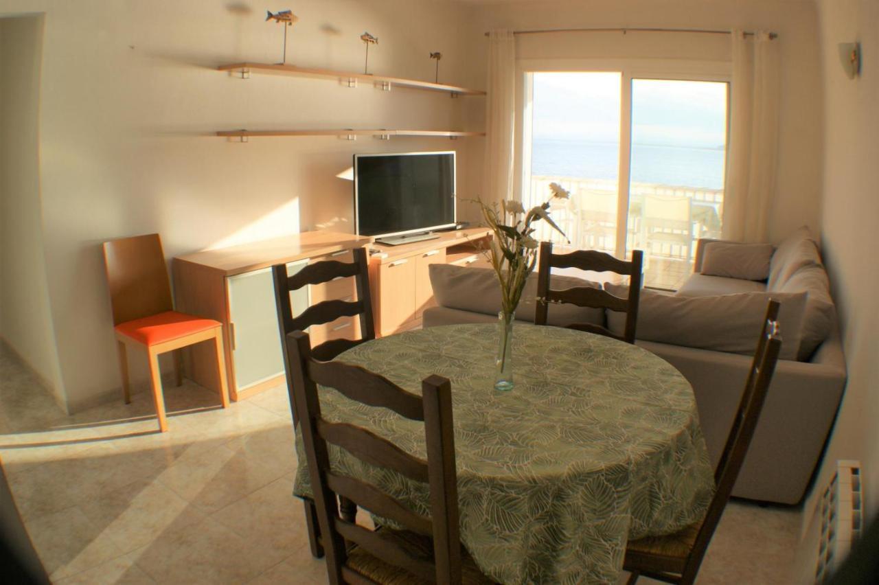 Bonito Apartamento En Con Vistas Al Mar Roses