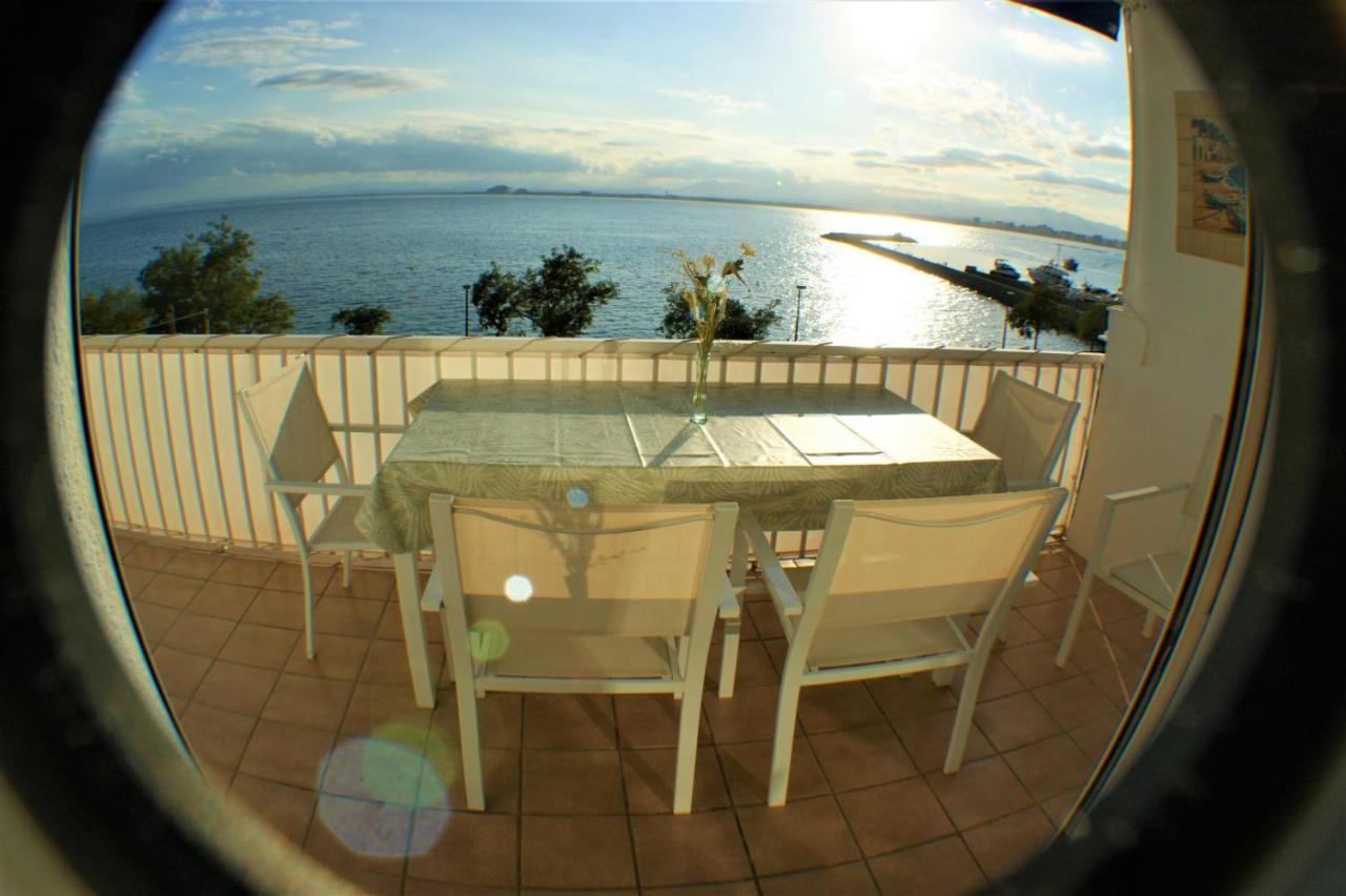 Bonito Apartamento En Con Vistas Al Mar Roses